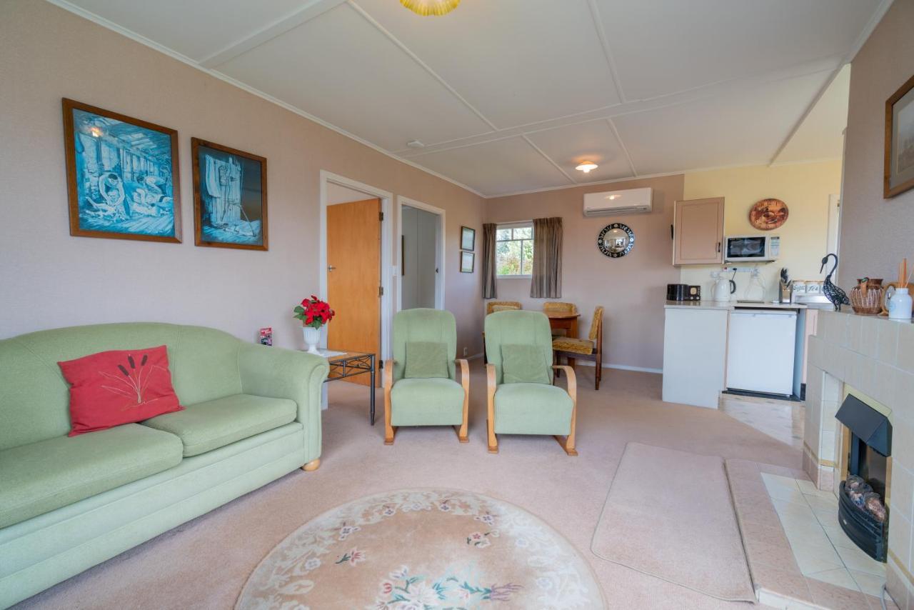 Rustlein Cottage - Te Anau Holiday Home 외부 사진
