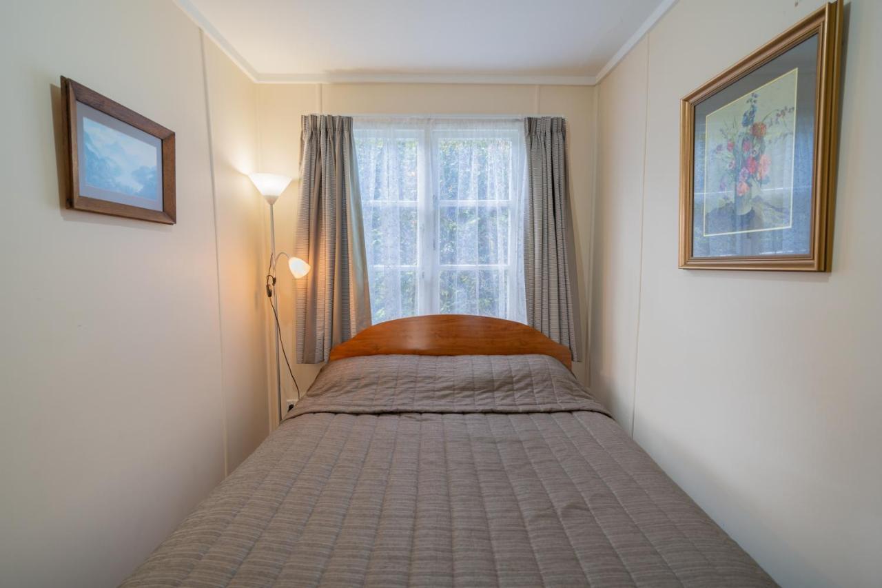 Rustlein Cottage - Te Anau Holiday Home 외부 사진